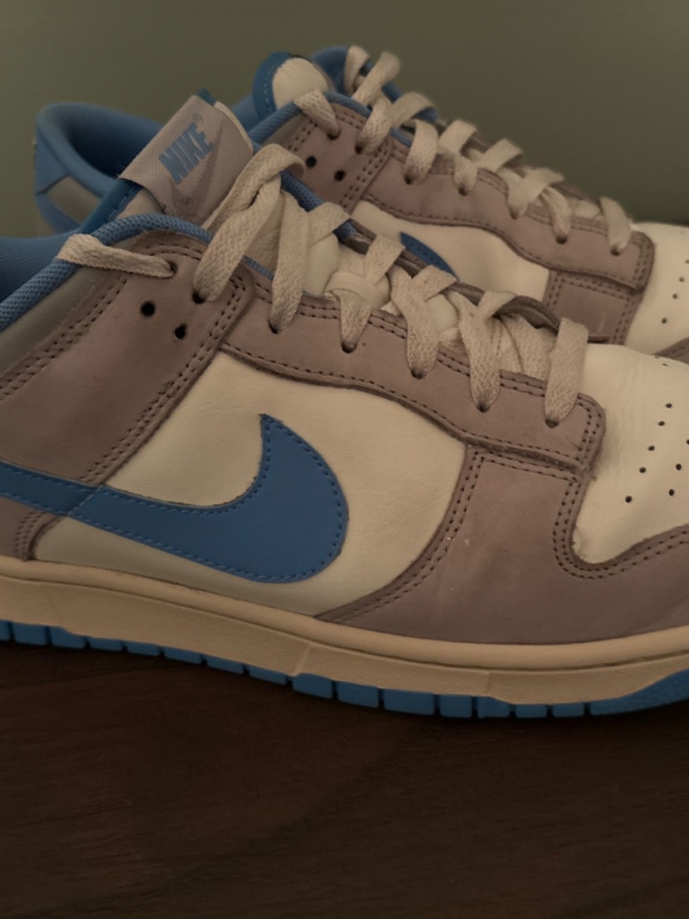 Dunks - Picture 2 of 3